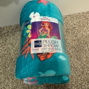 New Disney Oversized Plush Ariel Throw